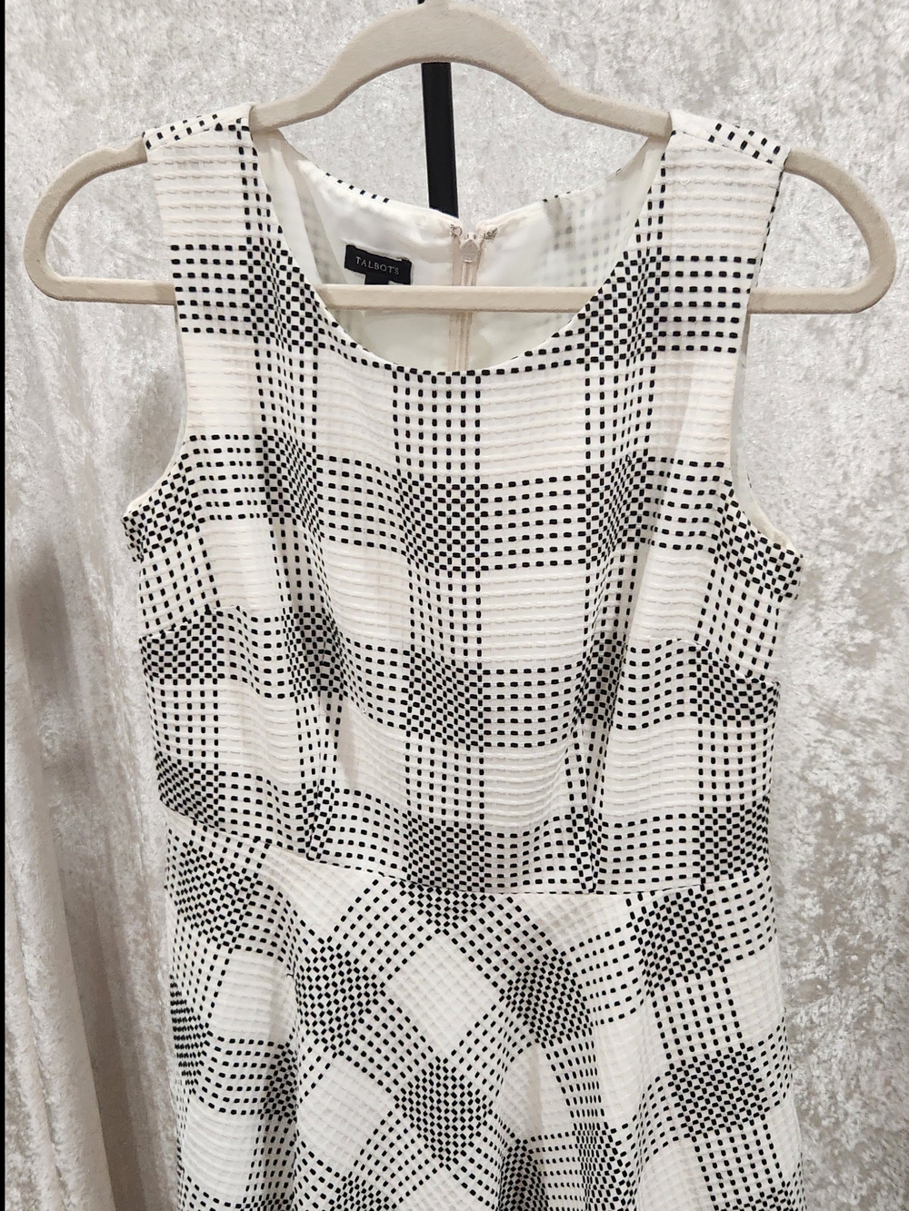 Talbots Sz 4 Black & White Sleeveless Check Fit-and-Flare Dress